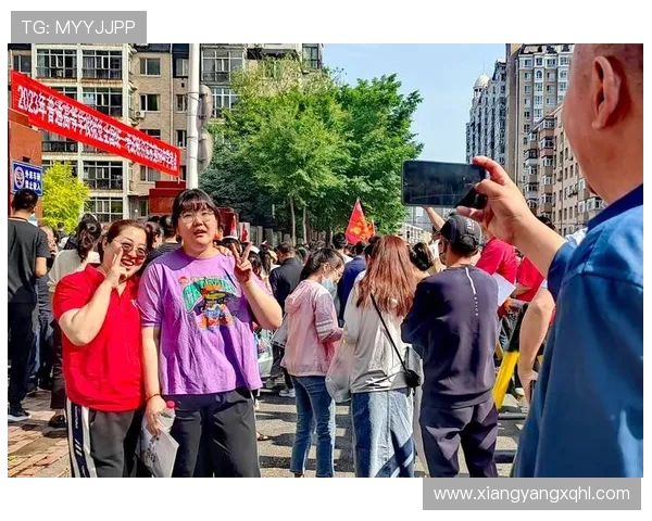 李新翔首次身披五星红旗战袍登场内心激动紧张满怀荣耀与使命 李新翔首次身披五星红旗战袍登场内心激动紧张满怀荣耀与使命